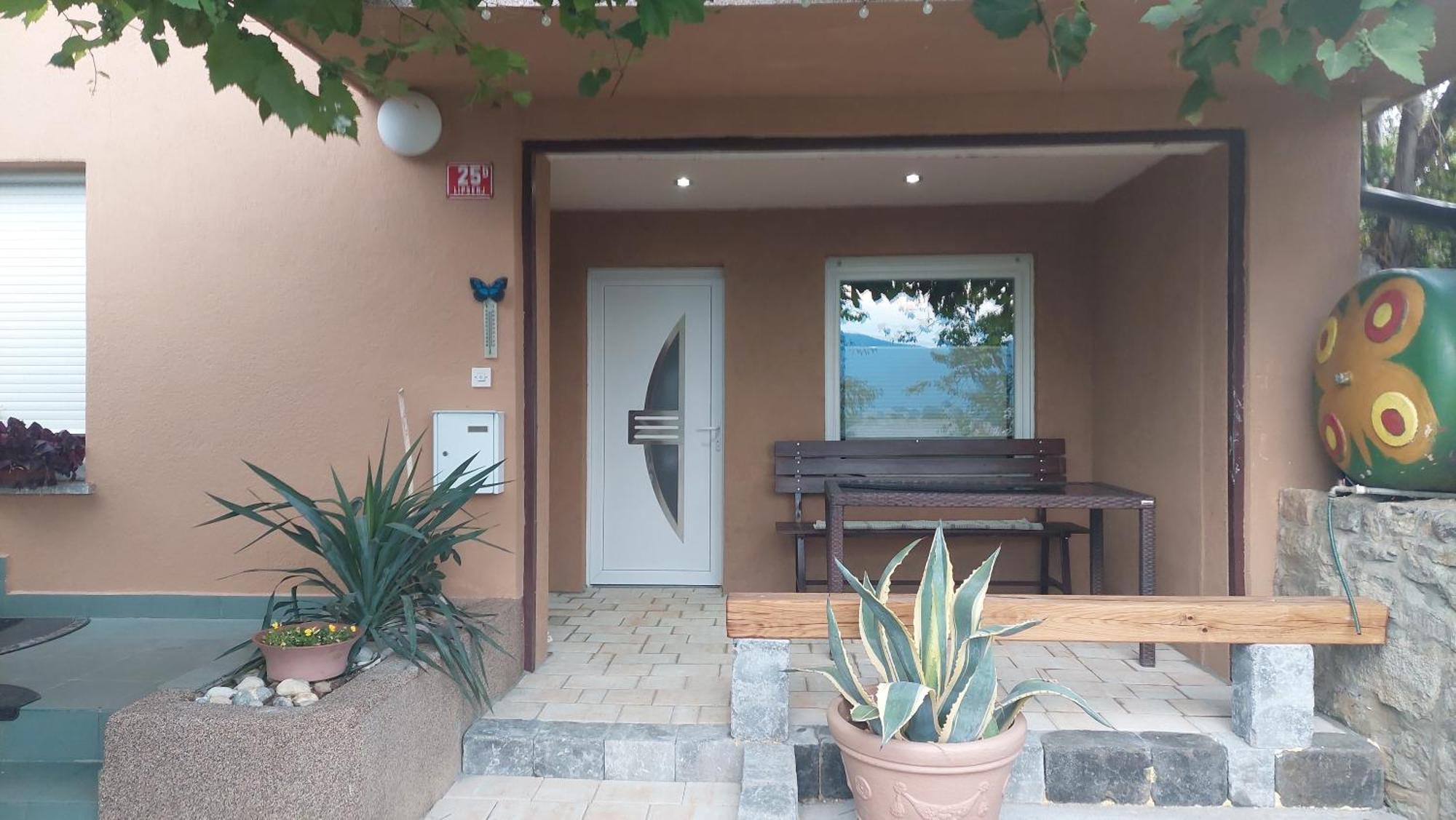 Bobnarica Apartment